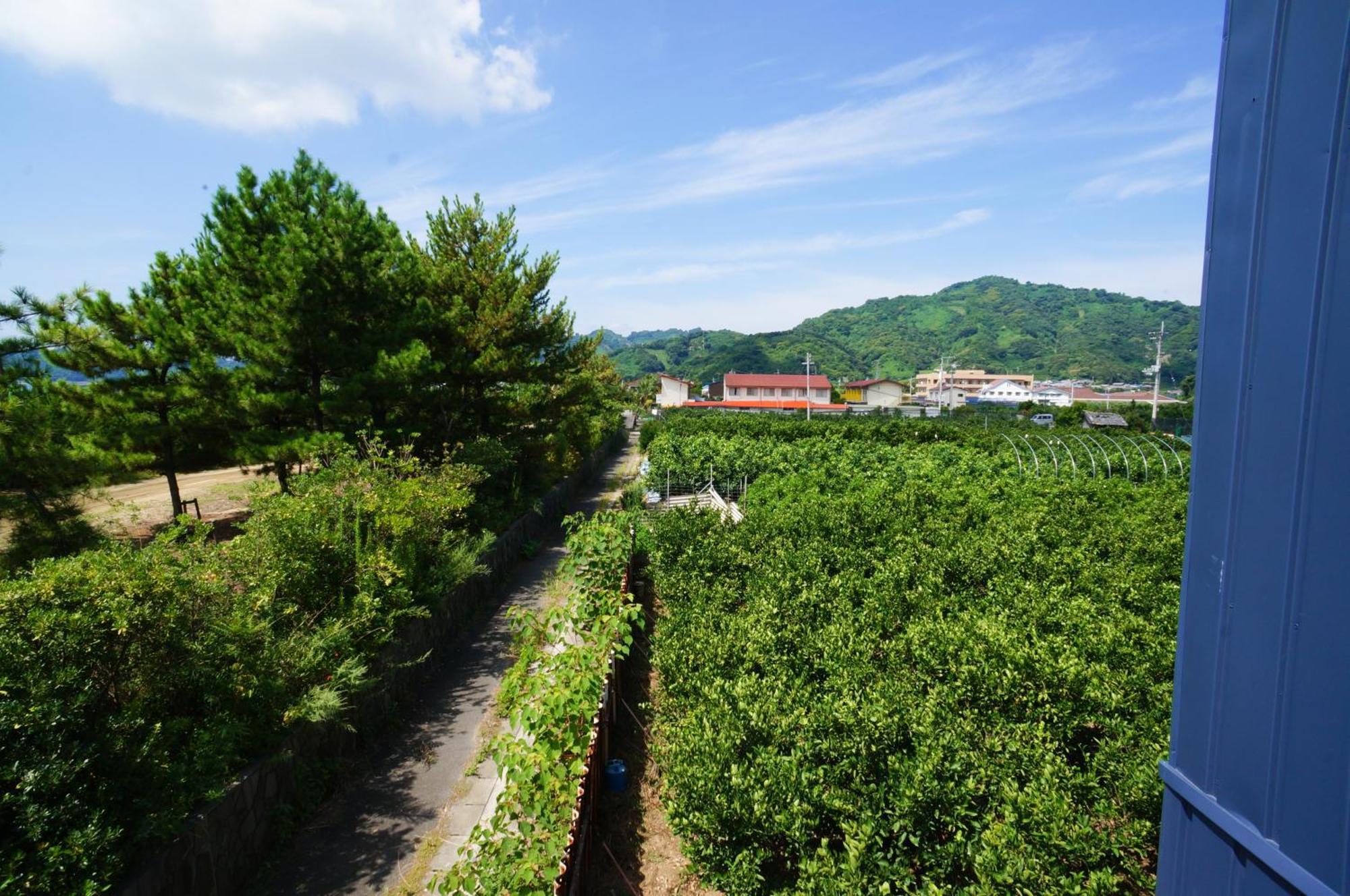 なにもない幸せな島のリトリート宿 The Bonds Matsuyama  Rum bild