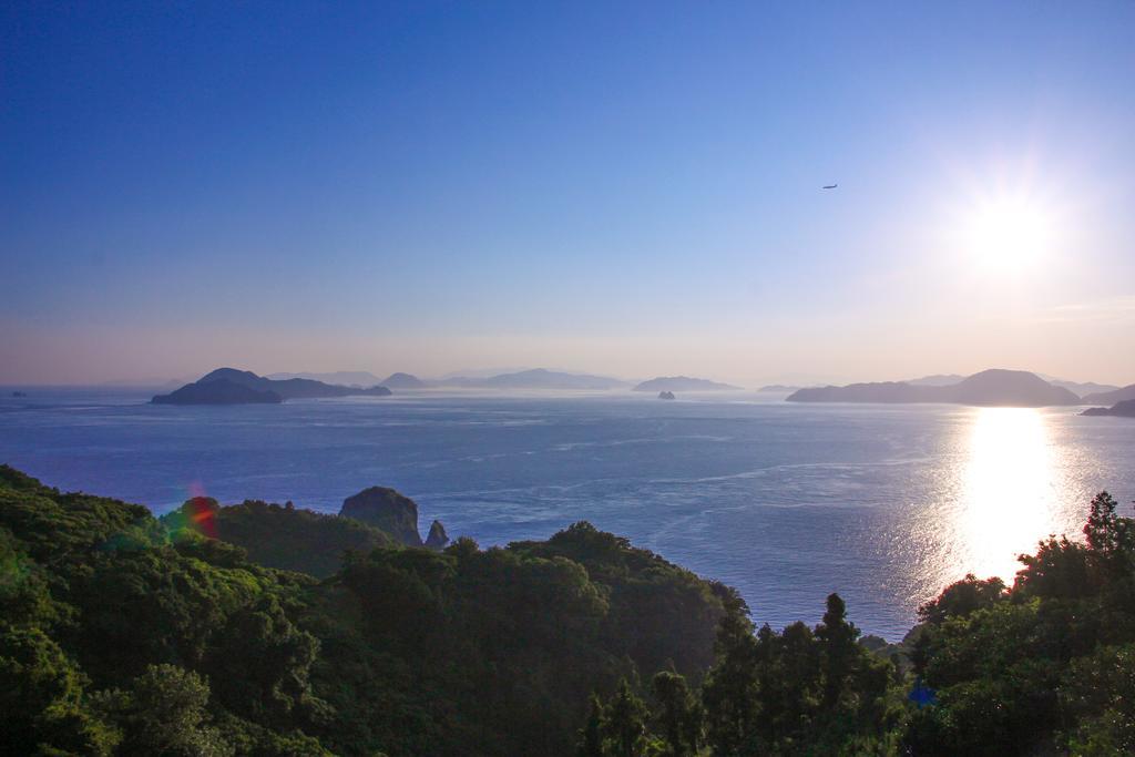 なにもない幸せな島のリトリート宿 The Bonds Matsuyama  Exteriör bild